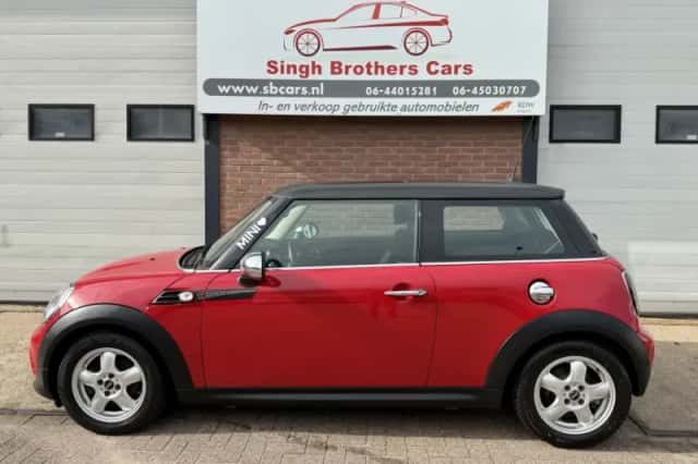 MINI One (2011) thumbnail 6