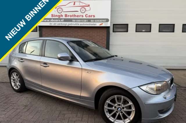 BMW 1-Serie (2011) thumbnail 1