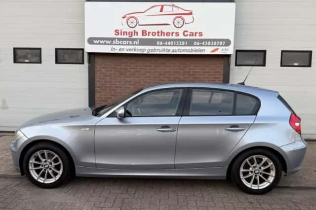 BMW 1-Serie (2011) thumbnail 6
