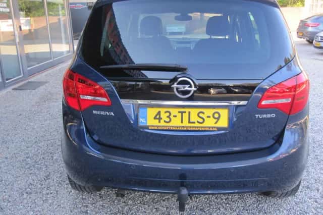 Opel Meriva (2012) thumbnail 4