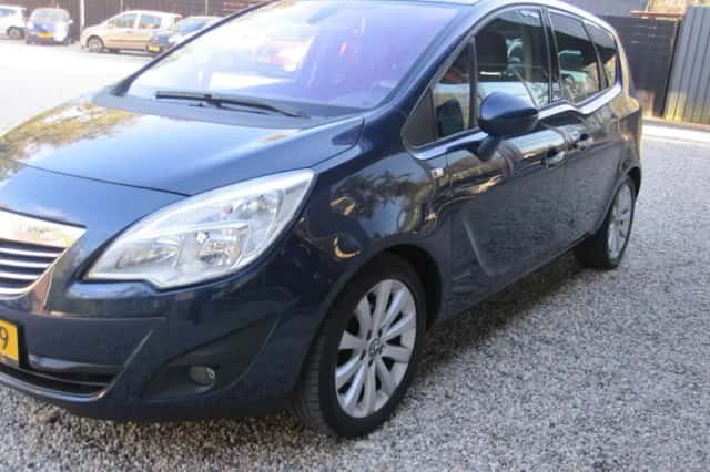 Opel Meriva (2012) thumbnail 6