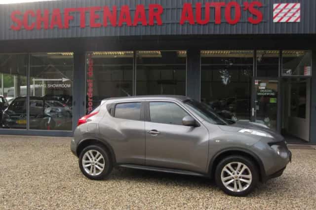 Nissan Juke (2012) thumbnail 2