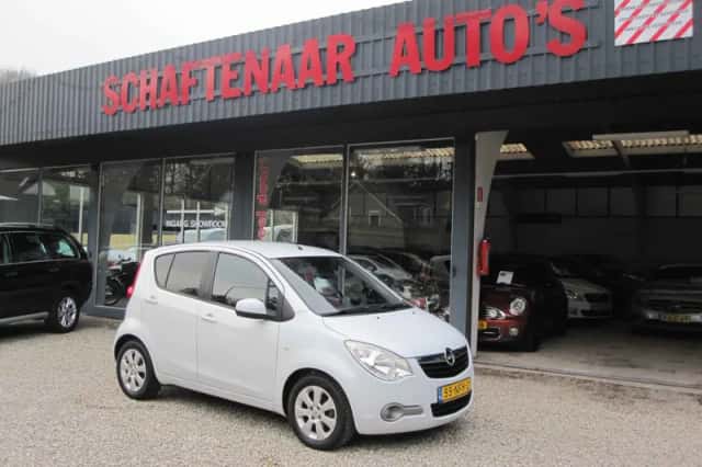 Opel Agila (2010) thumbnail 1