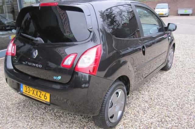 Renault Twingo (2012) thumbnail 3