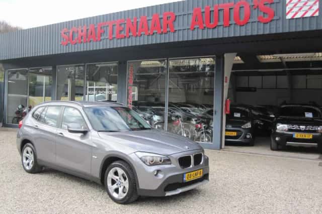 BMW X1 (2010) thumbnail 1