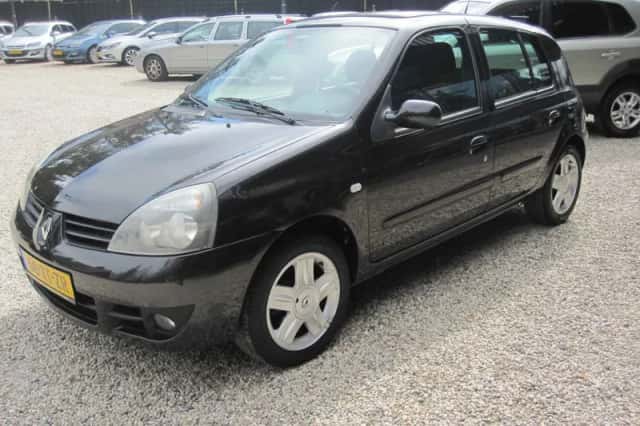 Renault Clio (2007) thumbnail 6