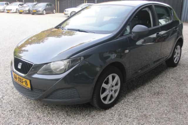 SEAT Ibiza (2009) thumbnail 6