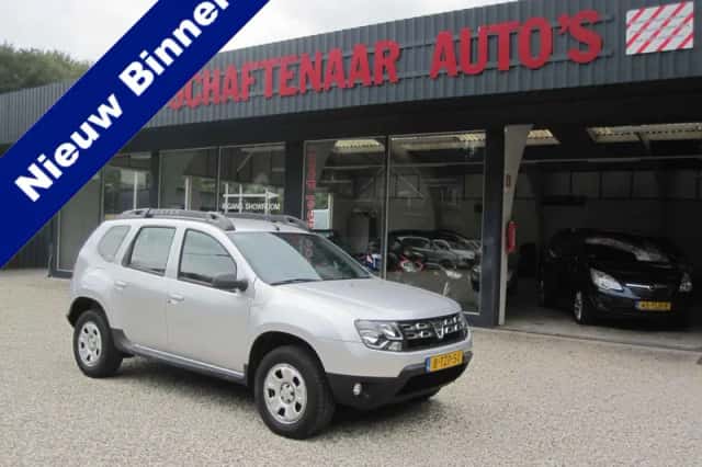 Dacia Duster (2014) thumbnail 1