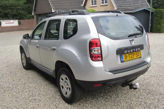 Dacia Duster (2014) thumbnail 5