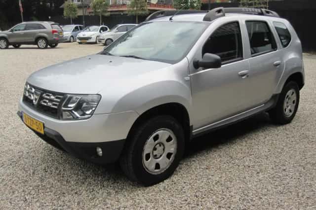 Dacia Duster (2014) thumbnail 6