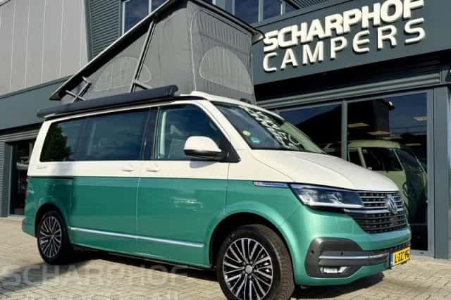 Volkswagen California (2021) thumbnail 1