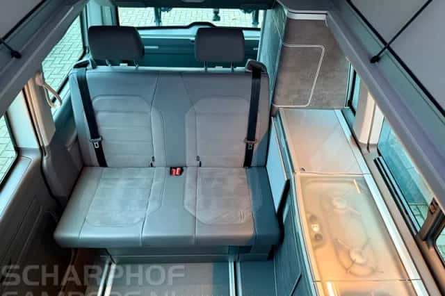 Volkswagen California (2023) thumbnail 4
