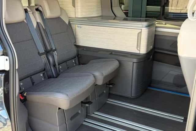 Volkswagen California (2025) thumbnail 6