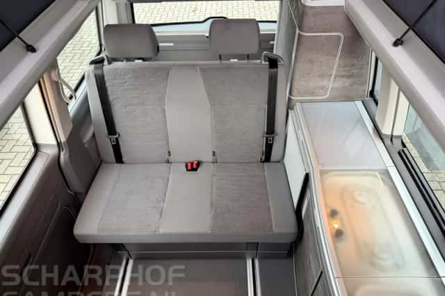 Volkswagen California (2022) thumbnail 5
