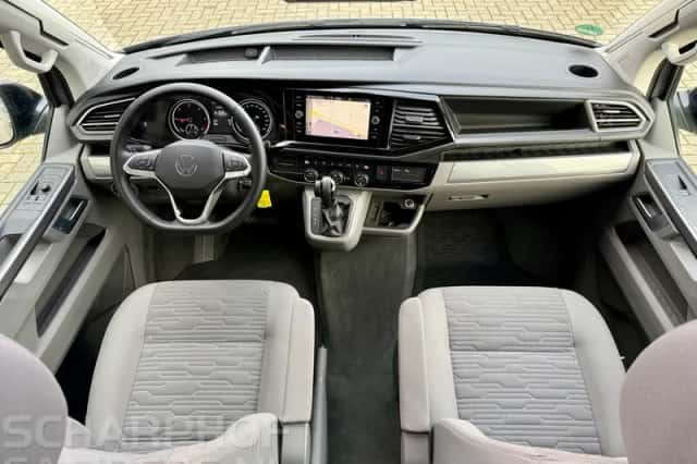Volkswagen California (2023) thumbnail 5