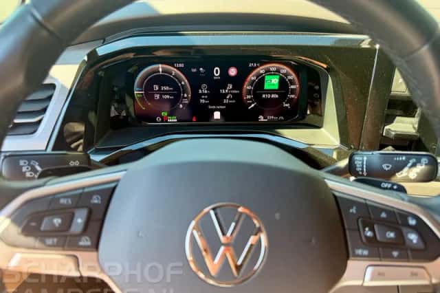 Volkswagen California (2025) thumbnail 4