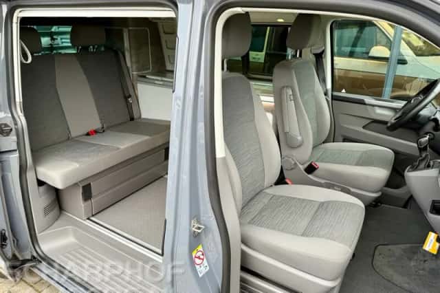 Volkswagen California (2021) thumbnail 3