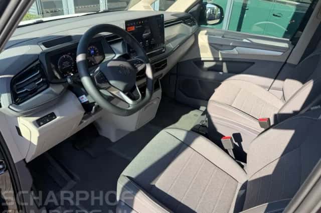 Volkswagen California (2026) thumbnail 4