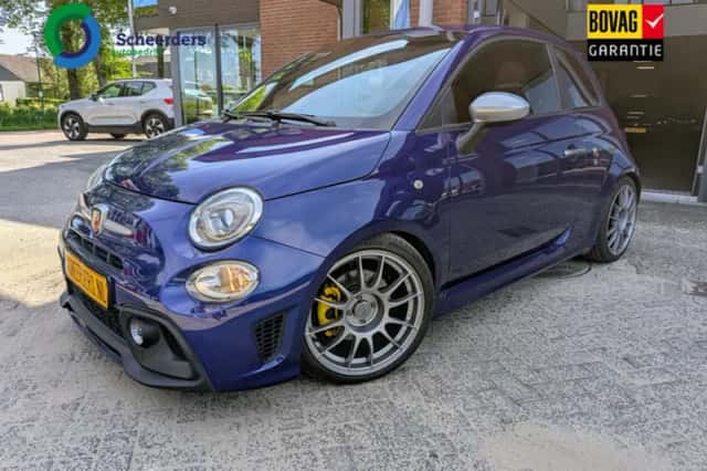 Fiat 500 (2018) thumbnail 1