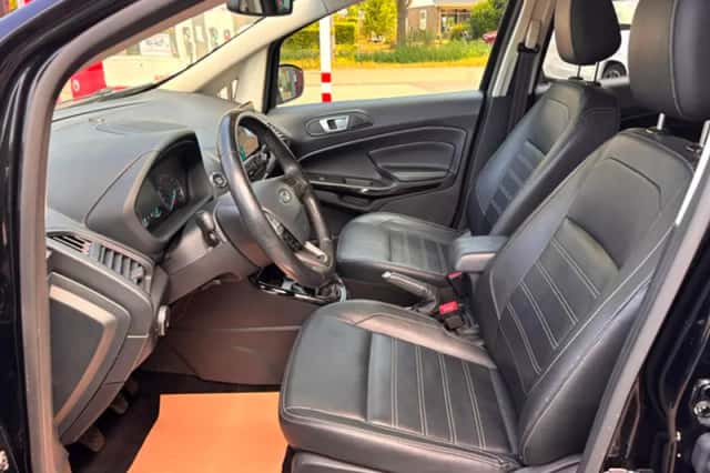 Ford EcoSport (2019) thumbnail 4