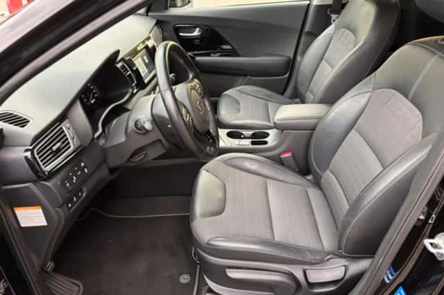 Kia Niro (2018) thumbnail 4