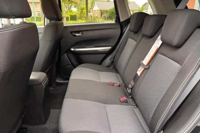 Suzuki Vitara (2025) thumbnail 6