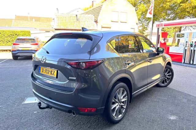 Mazda CX-5 (2019) thumbnail 2