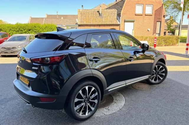 Mazda CX-3 (2019) thumbnail 2