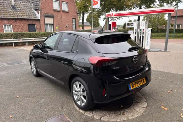 Opel Corsa (2022) thumbnail 2