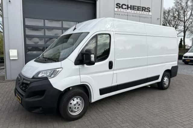 Opel Movano (2024) thumbnail 1