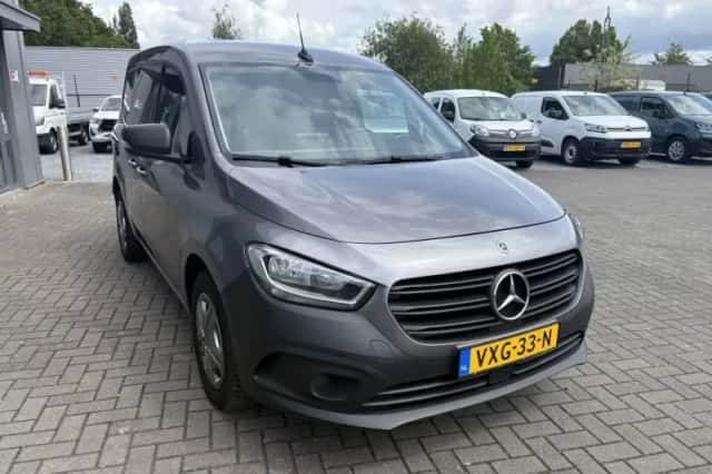 Mercedes-Benz Citan (2023) thumbnail 4