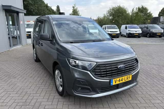 Ford Transit Connect (2025) thumbnail 4