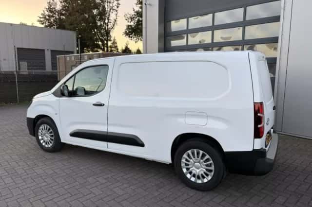 Toyota ProAce City (2026) thumbnail 2
