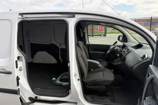 Renault Kangoo Express (2015) thumbnail 5