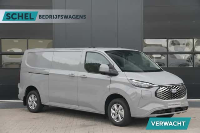 Ford E-Transit Custom (2026) thumbnail 1