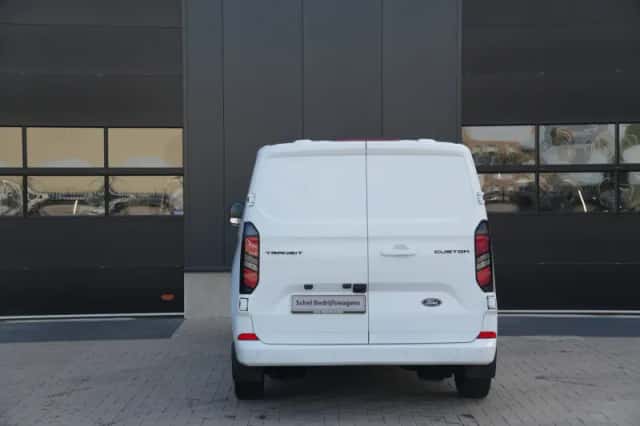 Ford Transit Custom (2024) thumbnail 6