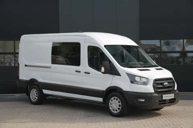 Ford Transit (2024) thumbnail 3