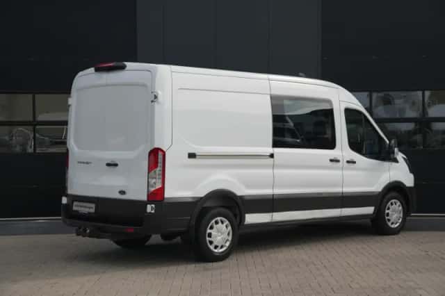 Ford Transit (2024) thumbnail 5
