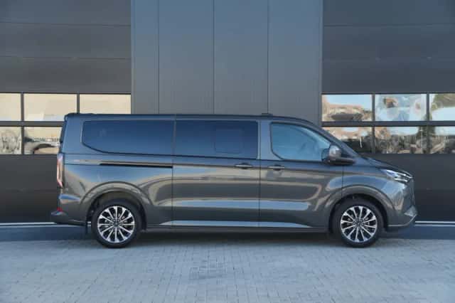 Ford Tourneo Custom (2026) thumbnail 4