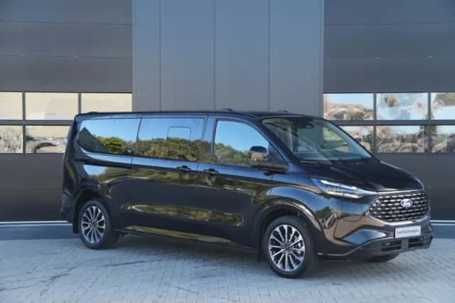 Ford Tourneo Custom (2026) thumbnail 3