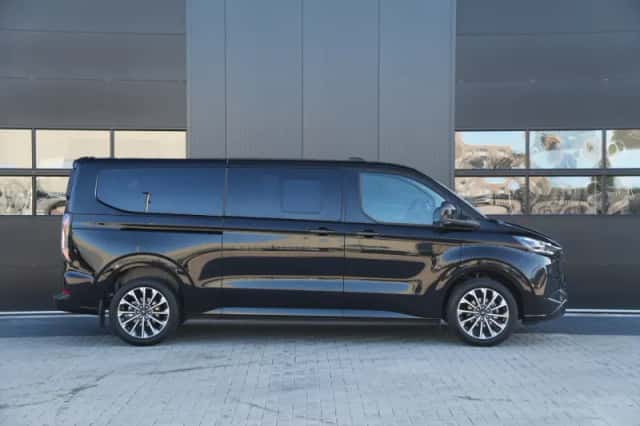 Ford Tourneo Custom (2026) thumbnail 4