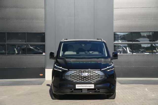 Ford E-Transit Custom (2026) thumbnail 2