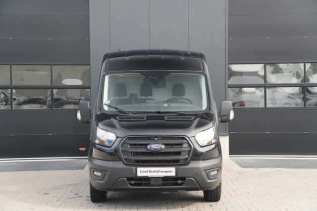 Ford Transit (2024) thumbnail 2