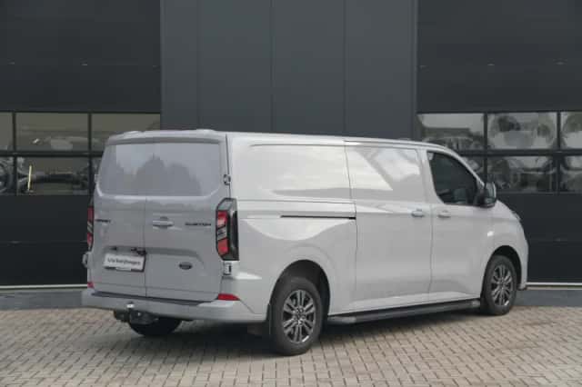 Ford Transit Custom (2024) thumbnail 5