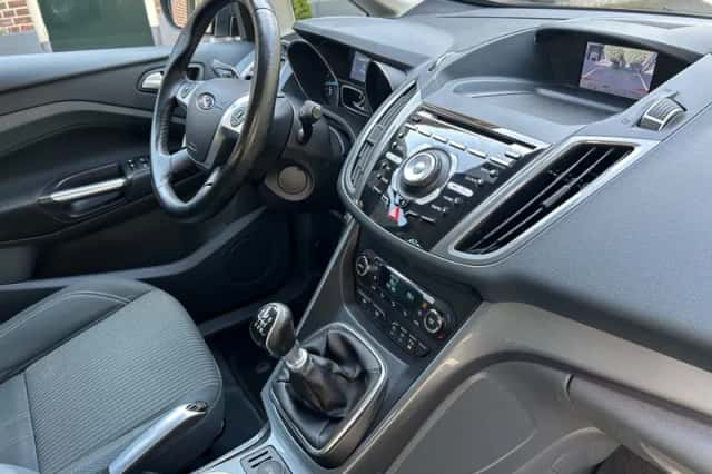Ford C-Max (2015) thumbnail 4