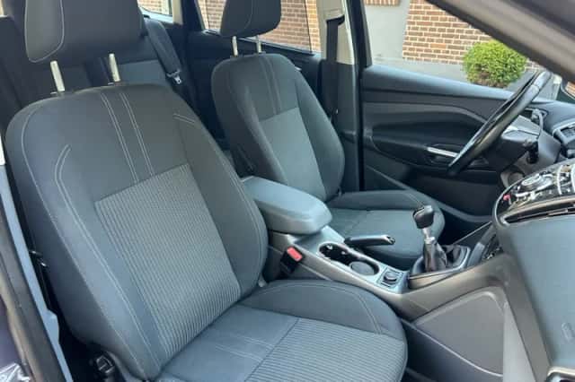 Ford C-Max (2015) thumbnail 5