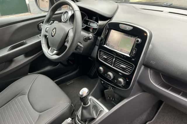 Renault Clio (2016) thumbnail 5