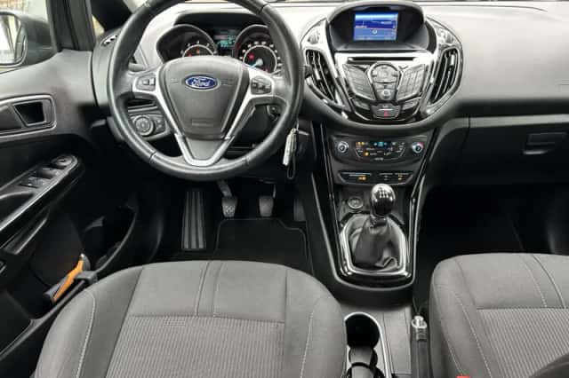 Ford B-Max (2017) thumbnail 2
