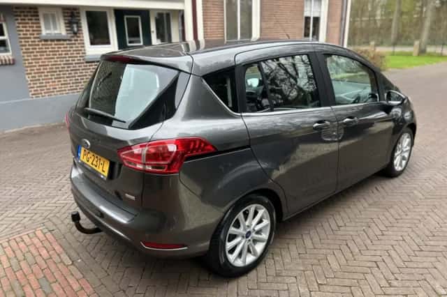 Ford B-Max (2017) thumbnail 3