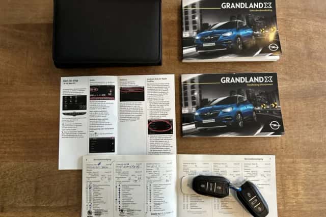 Opel Grandland (2020) thumbnail 4